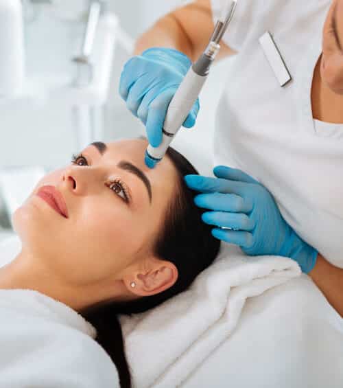 Révéler votre éclat naturel : 5 gestes beauté pour une routine sublimée